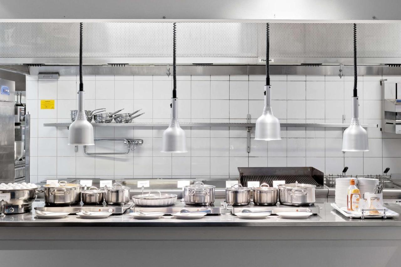 Best Western Plus Park City Hammarby Sjoestad Стокхолм Екстериор снимка